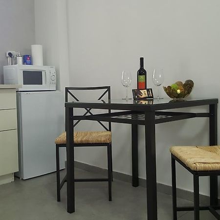 Studio Masaryk Apartment Бат-Ям Экстерьер фото